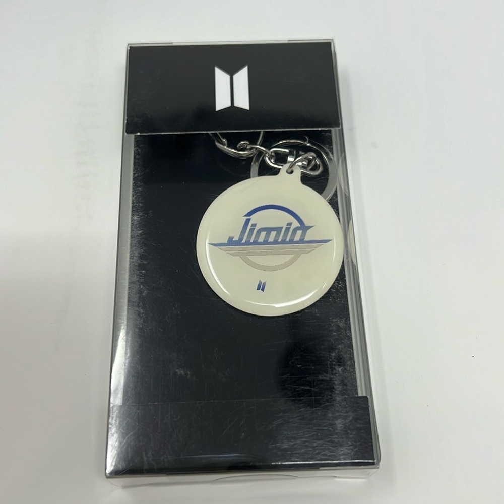 Vintage Retro Keyring 06, BTS, Jimin